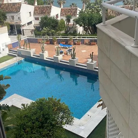 100% Vista Al Mar Y Piscina شقة ماربيا